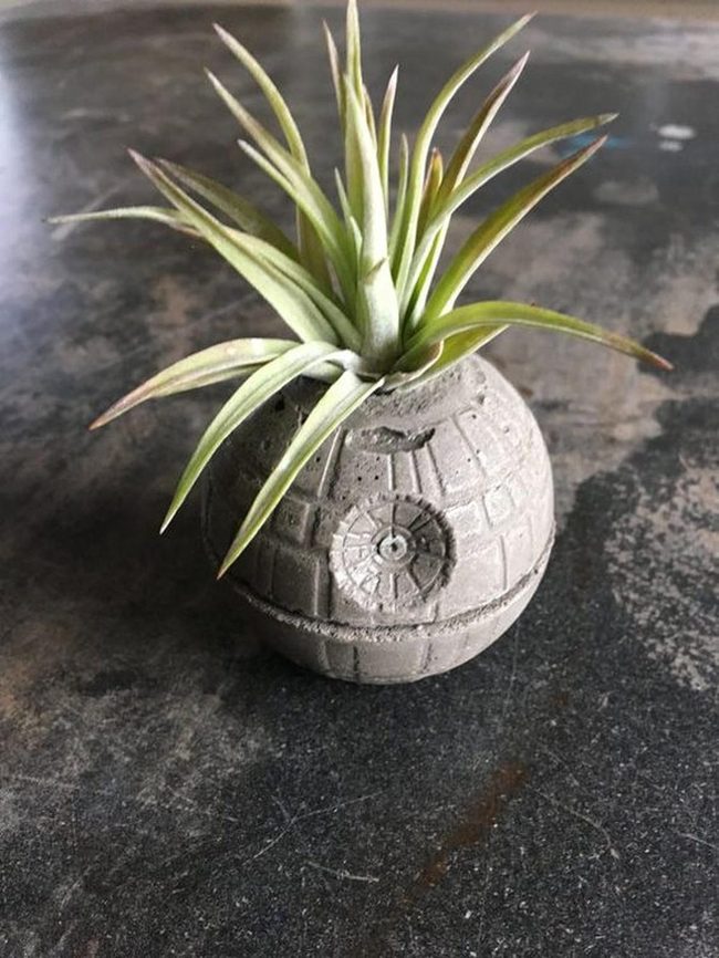 Sci-Fi Gray Sphere Planter