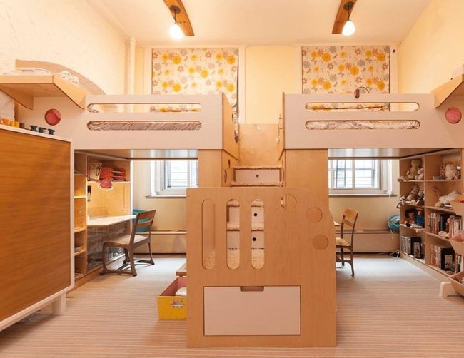 Shared Staircase Doubles Privacy