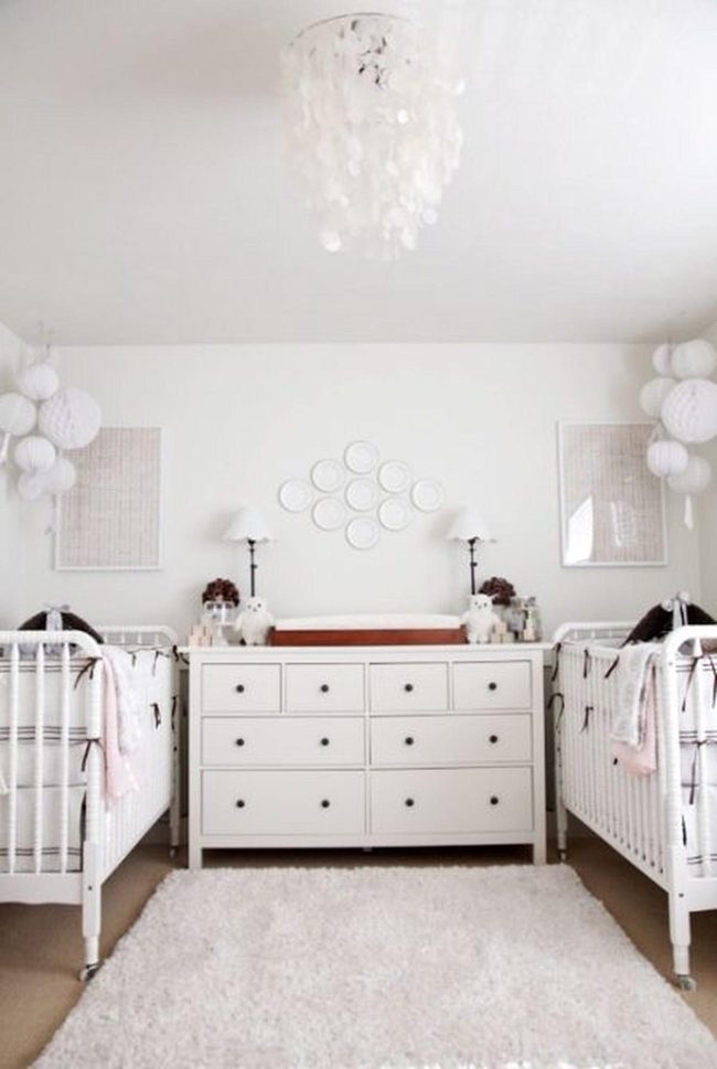 Twin Cribs, Soft Chandelier Light