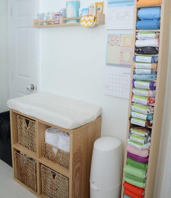 Colorful Cloths, Wooden Calm