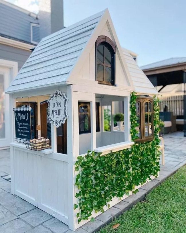 Miniature Cafe White Playhouse