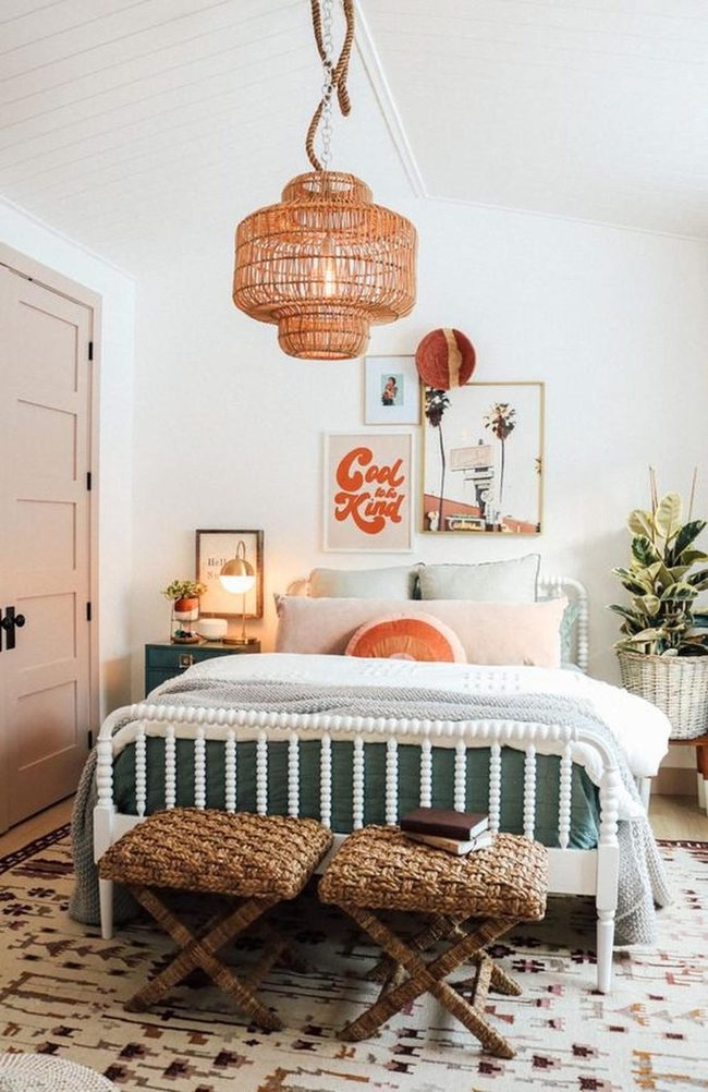 White Walls, Wicker Light, Green Dreams