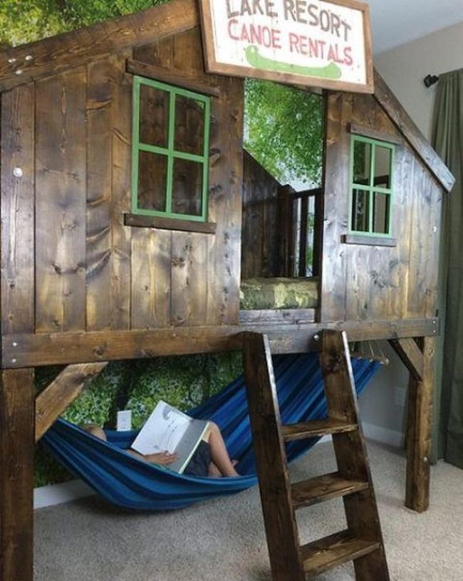 Blue Hammock Wooden Loft Retreat