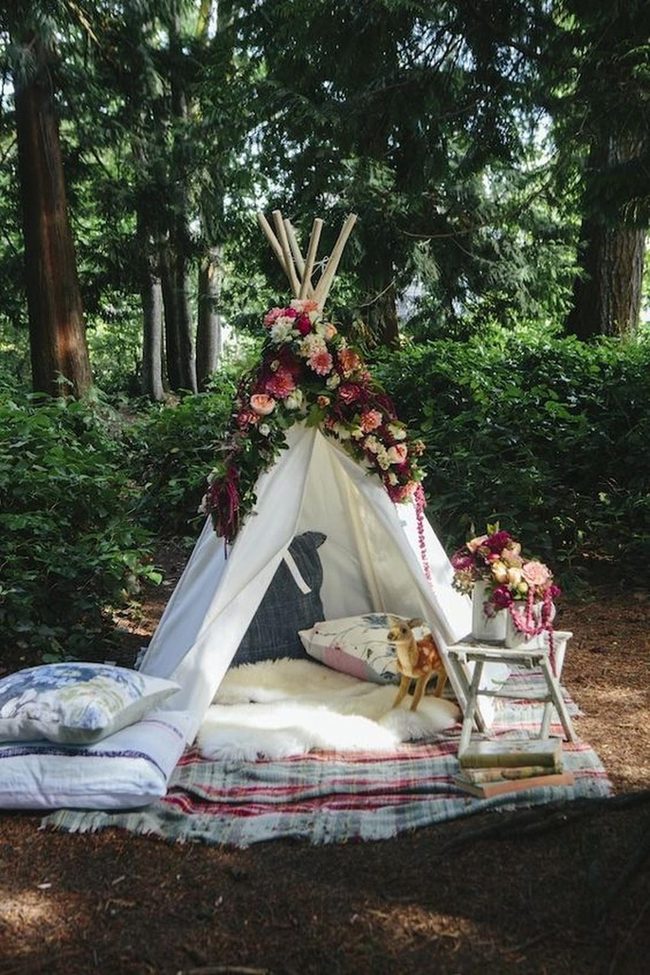 Green Tent Forest Reading Retreat