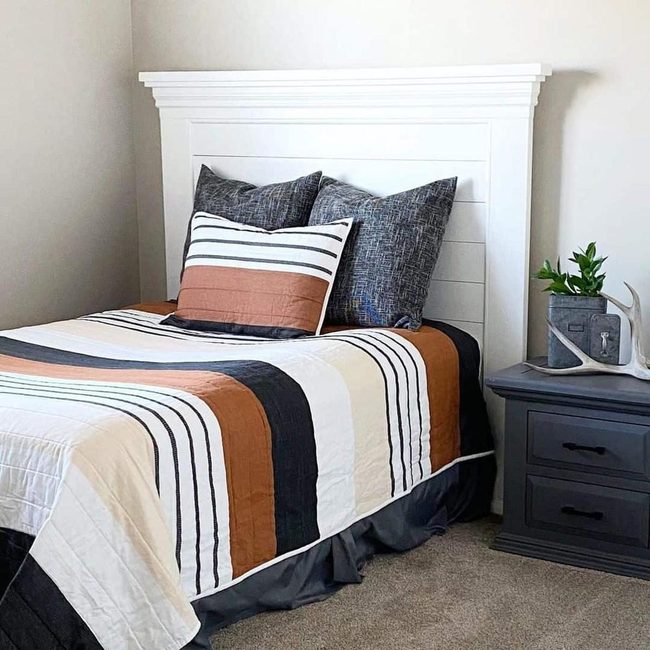 White Shiplap, Burnt Orange Warmth