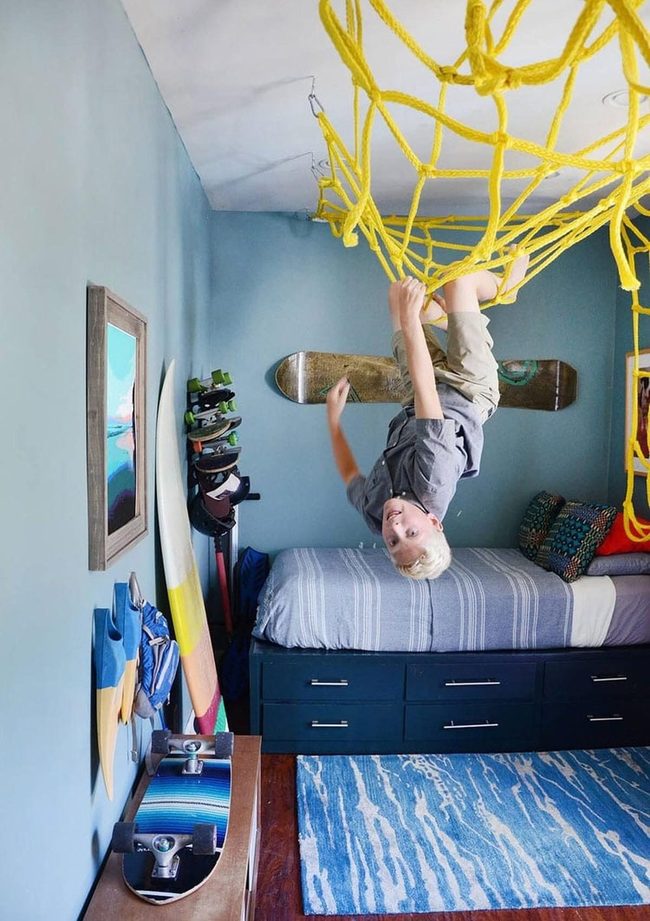 Black Steel Jungle Gym