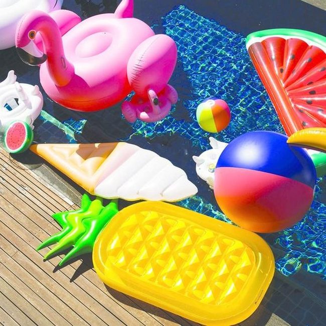Floating Fruit Summer Splashes