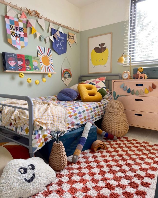 Cheerful Quirky Character Space