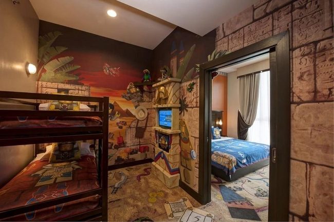 Golden Pharaoh Bedroom Canvas