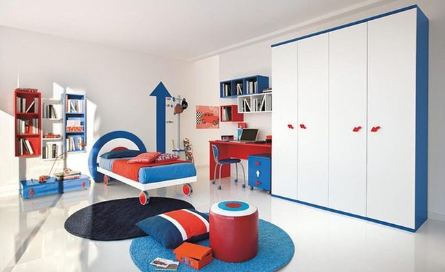 Red Arrow Kids Bedroom