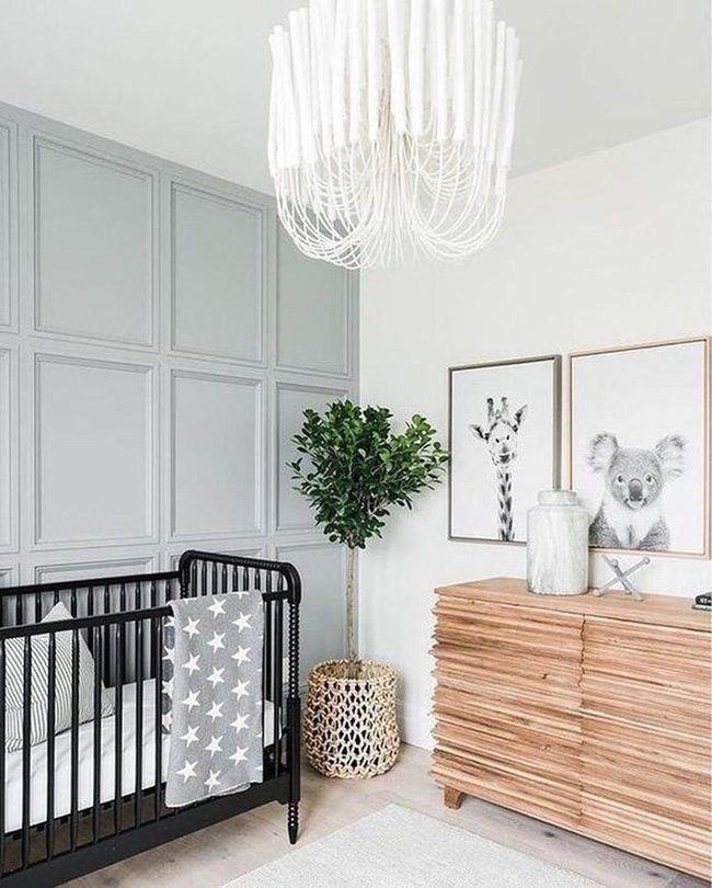 Black Crib With Starry Blanket