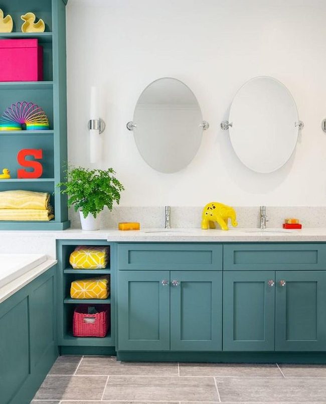 Teal Cabinets, Yellow Accents