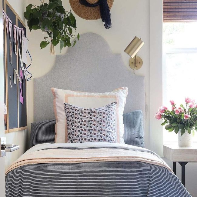 Gray Upholstered Teen Sanctuary