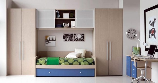 Green Polka Dot Bedroom Simplicity