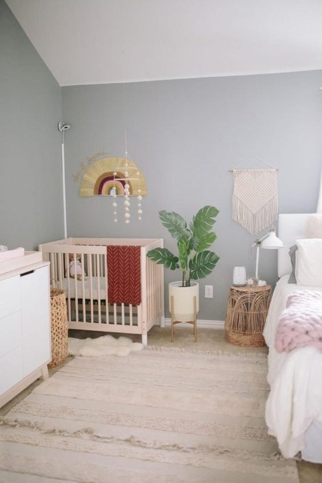 Red Crib, Gray Serenity