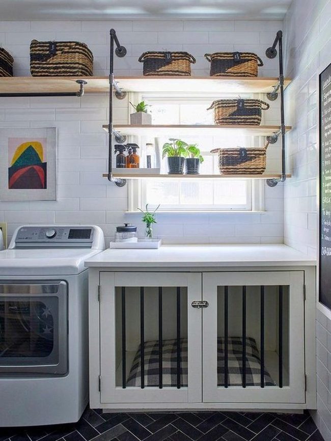 White Tiles, Black Pipes, Green Life