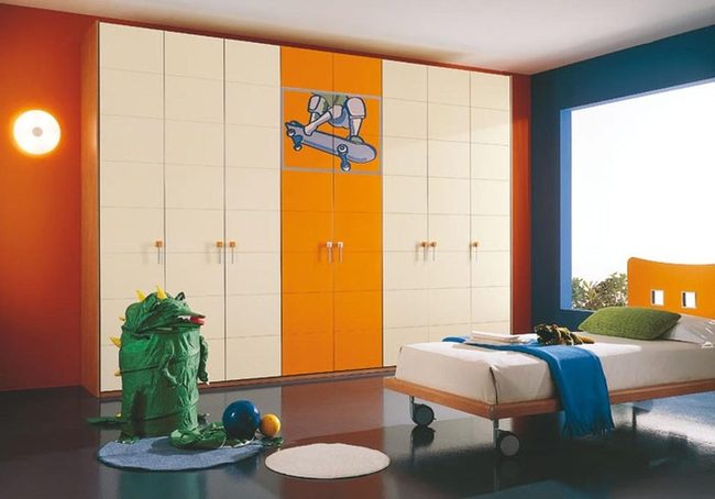 Skateboarder Orange Kids Room