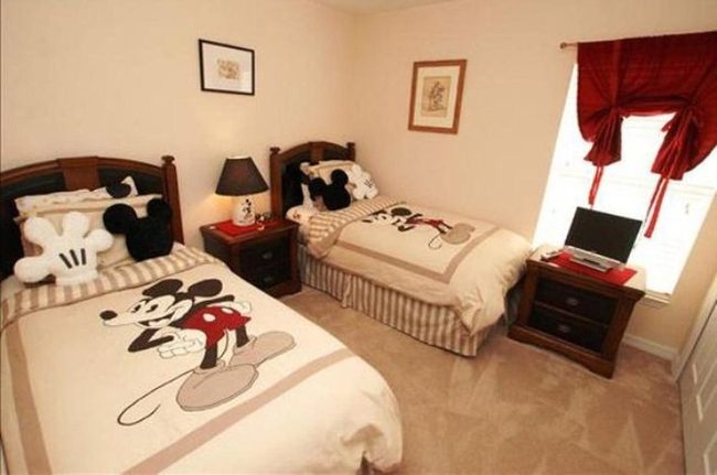Red Mickey Twin Bedroom