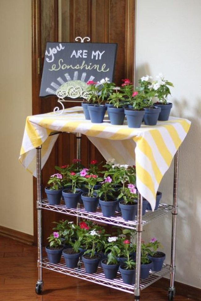 Blooming Metal Cart With Striped Shelf