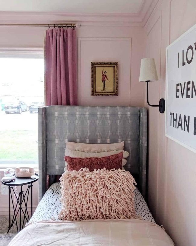 Mauve And Beige Layers