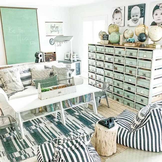 Mint Walls, Black Portraits, Learning Space