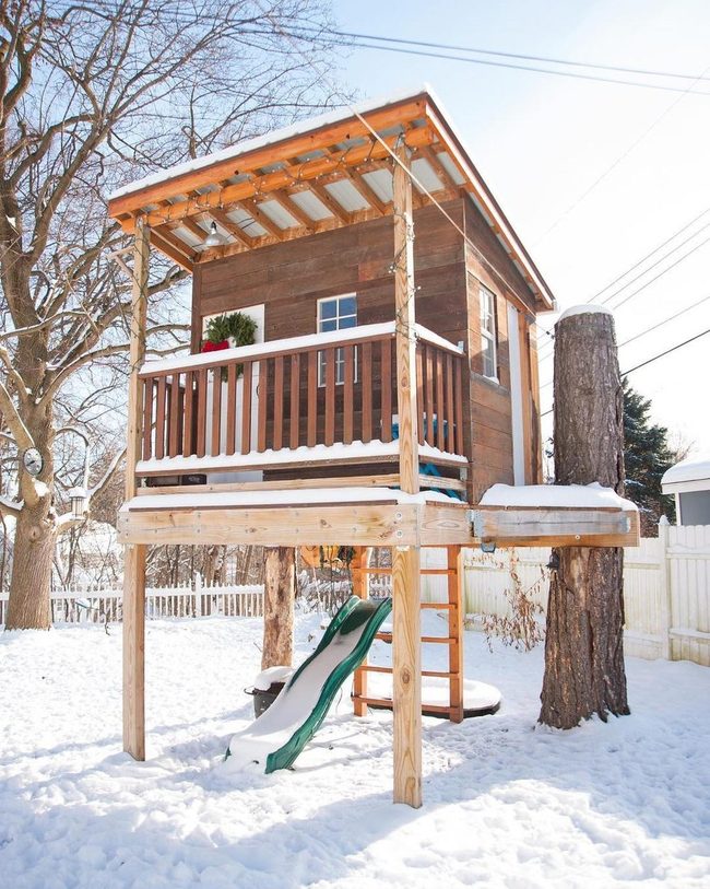 Snow-Wrapped Treehouse Firelight