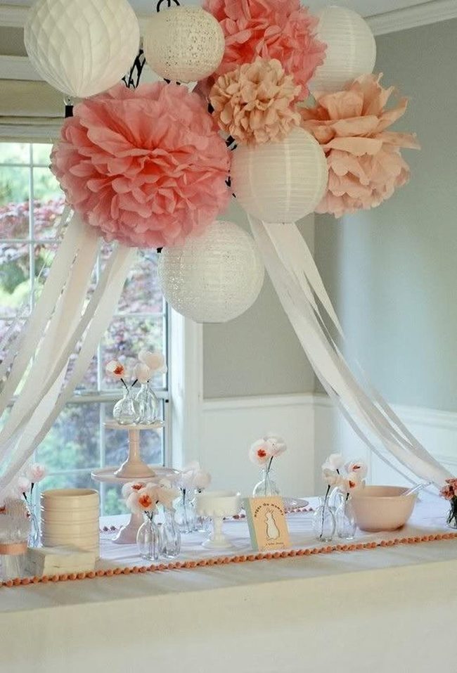 Pink Pom-Pom Dining Celebration