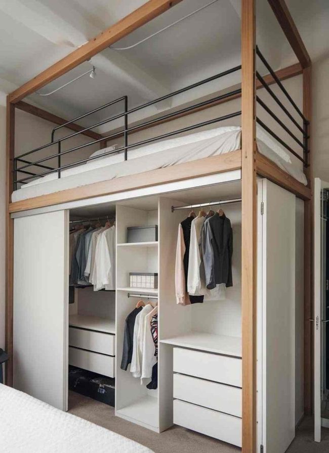 Vertical Sleeping With Built-In Storage