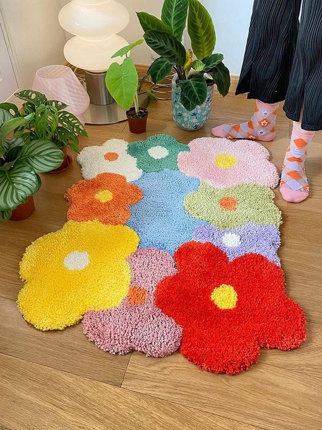 Flower-Shaped Rugs, Rainbow Palette