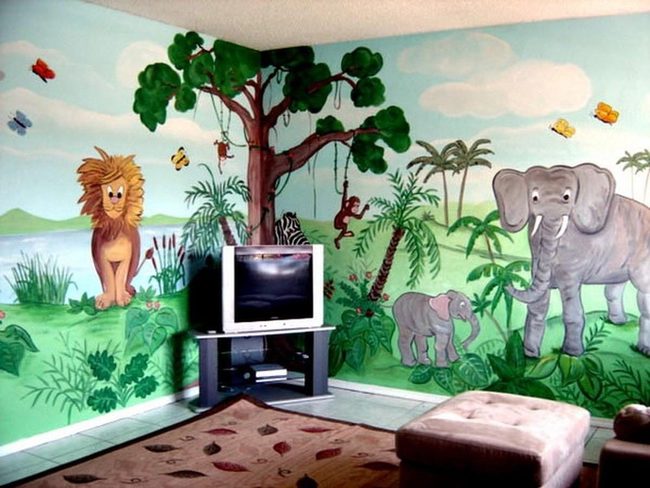 Jungle Animals Central Tree