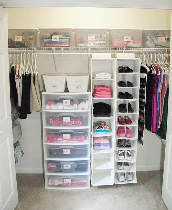 Organized Closet, Color-Coordinated Ease