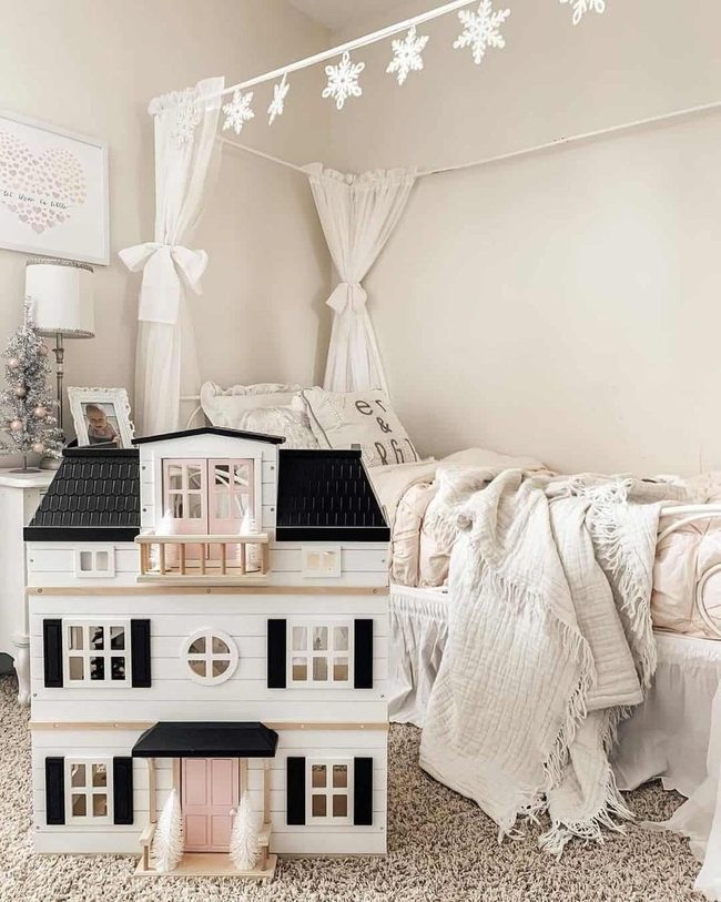 Canopy Bed White Dreams