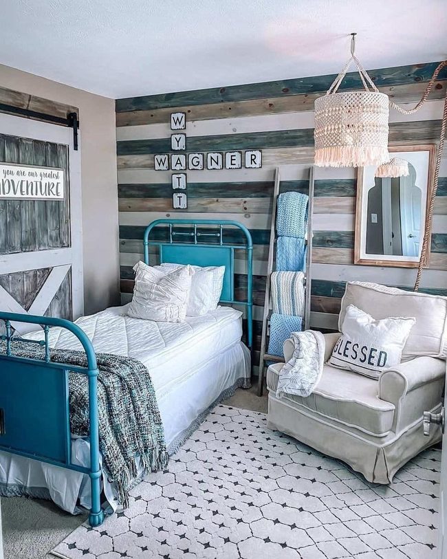 Blue Metal Bed, Wooden Charm
