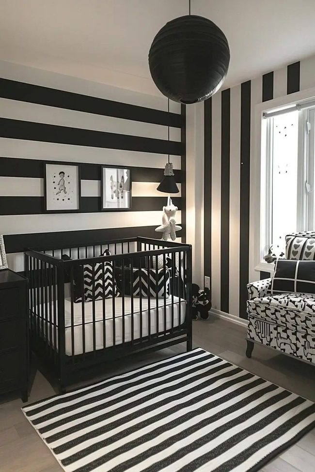 Black White Baby Stimulation