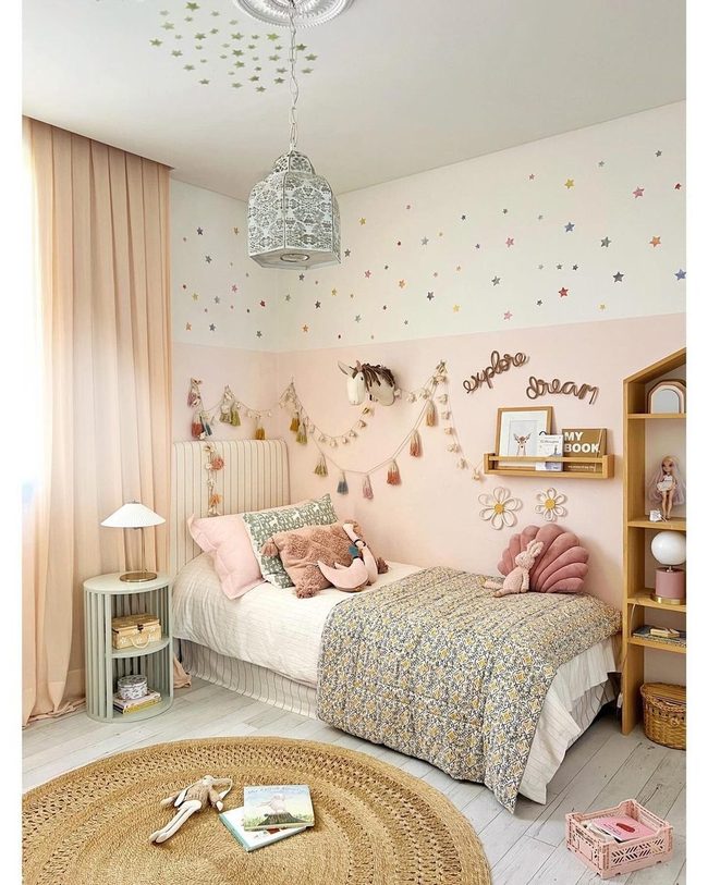 Pastel Stars Bedroom Dreams