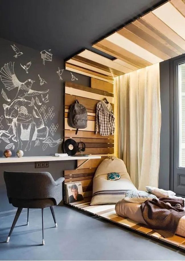 Beige Sunlight, Gray Walls, Artistic Birds
