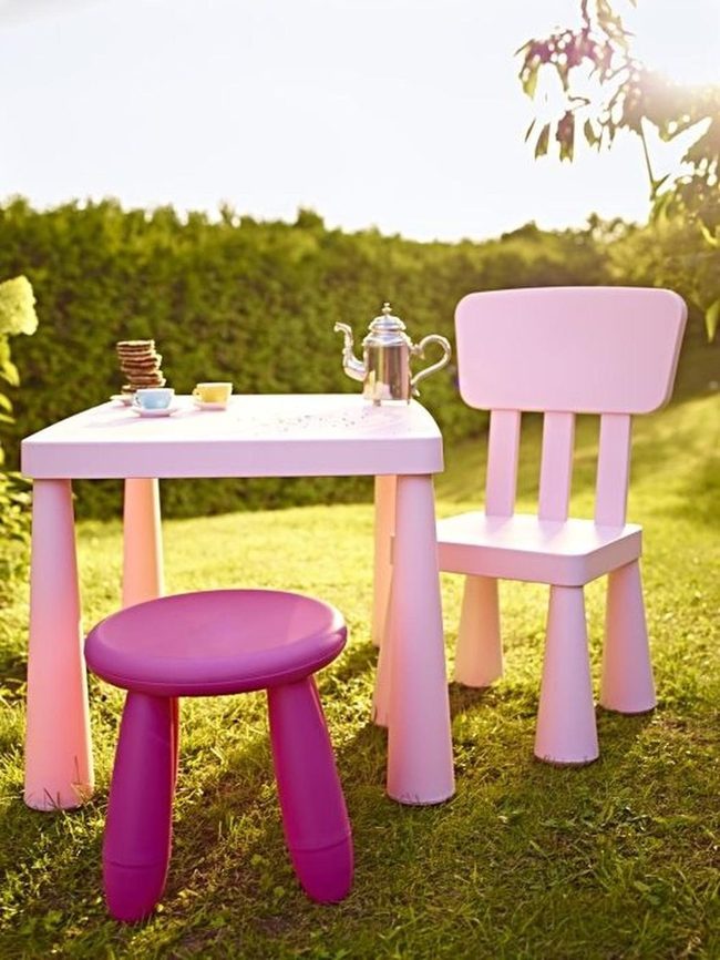 Pink Garden Tea Retreat