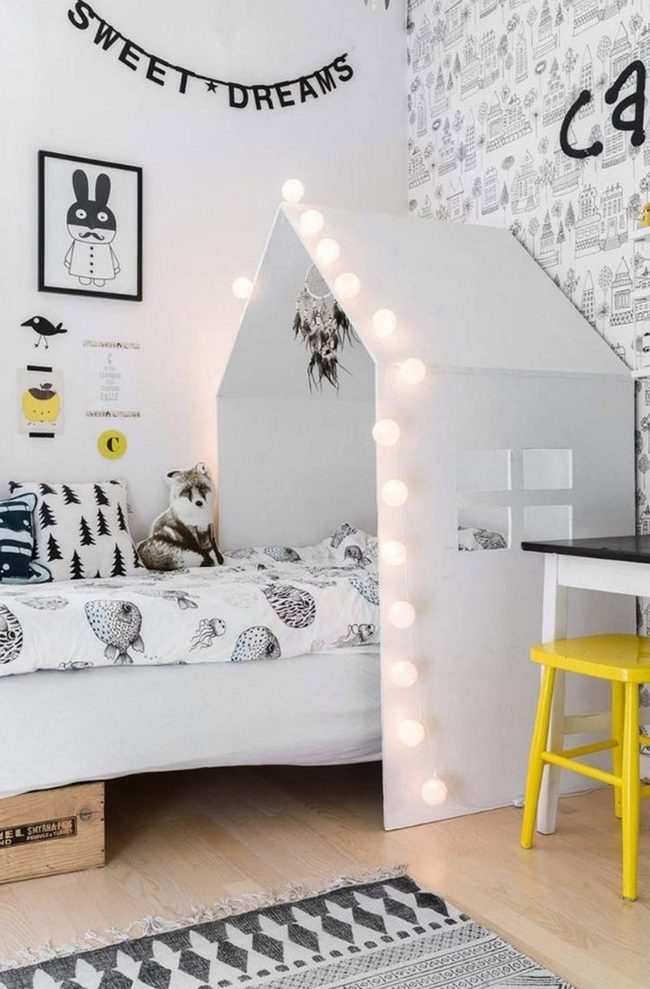 House-Shaped Bed With Glowing Roof