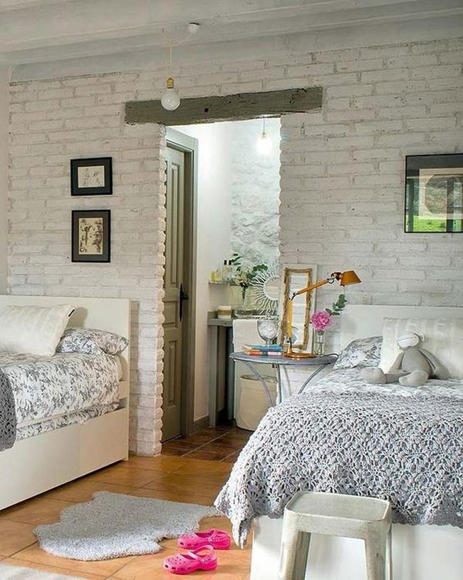 Geometric Beds, Golden Glow