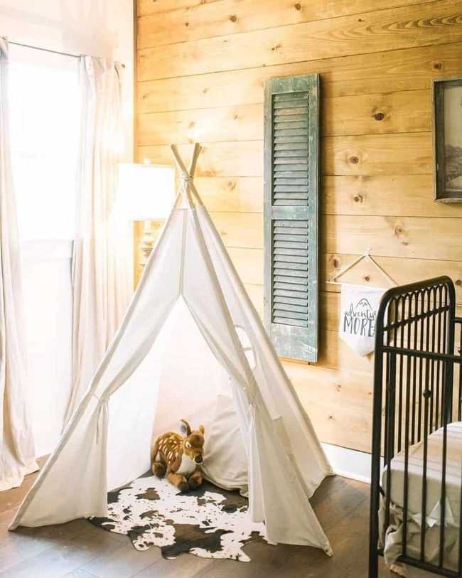 Black Crib In Natural Shiplap