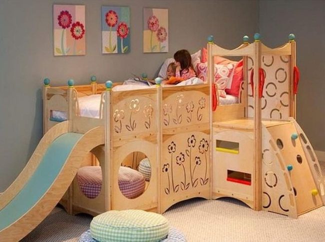 Wooden Slides With Flower Walls