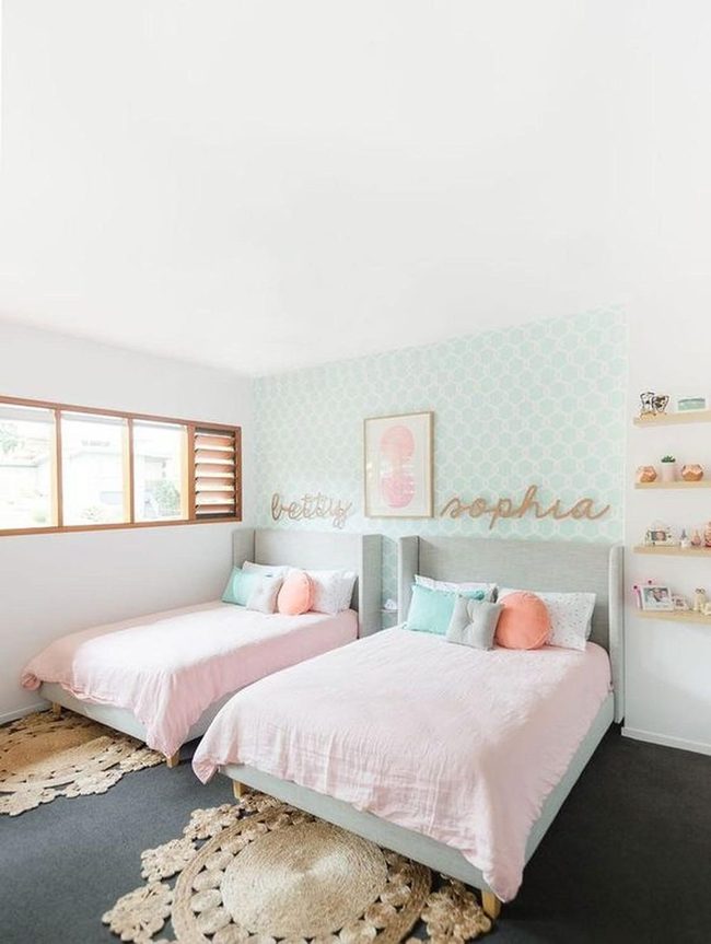 Pink Twin Beds, Golden Names
