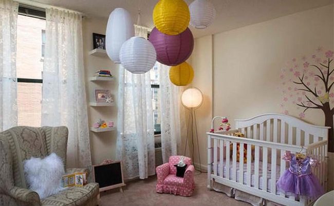 Glowing Lanterns Rainbow Nursery