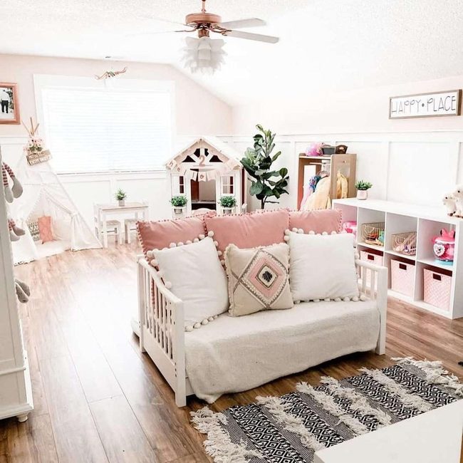 Hot Pink Energy With White Paneling