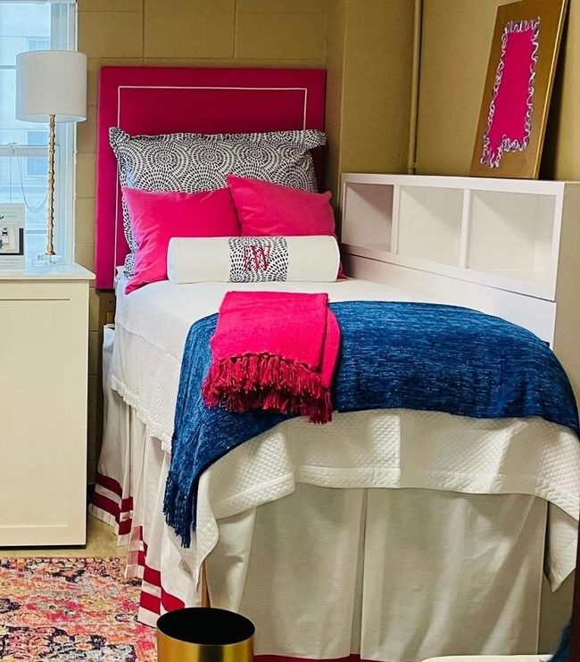 Geometric Hotpink Headboard Statement