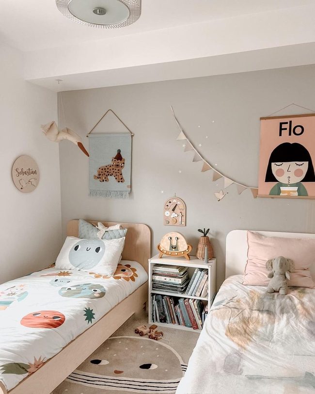 Neutral Beds, Colorful Corners