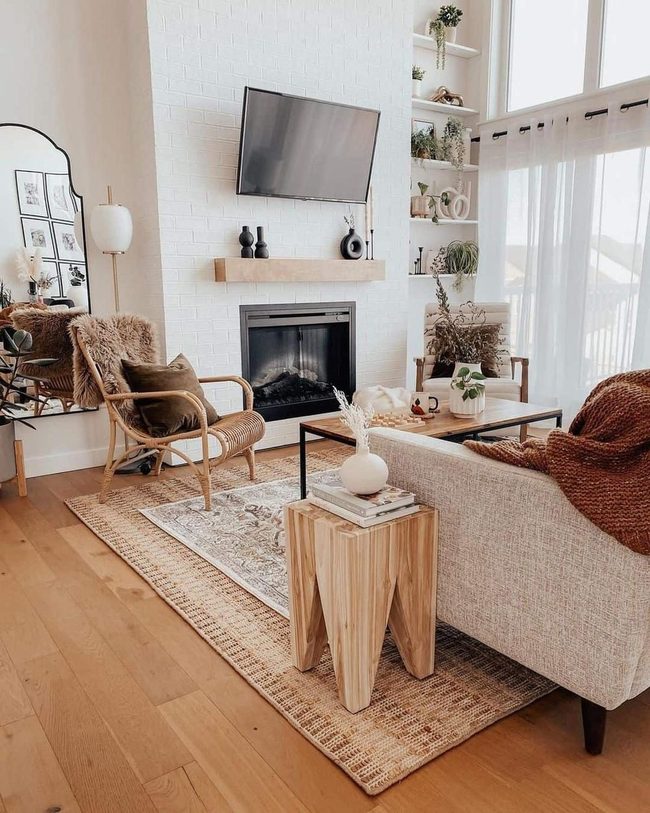 Black Accents Light Wood Warmth