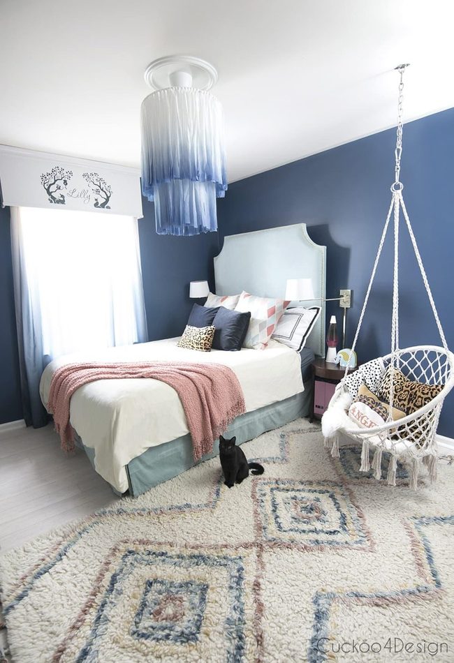 Blue Bedroom Chandelier Dream
