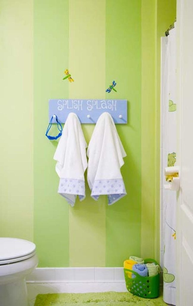 Green Striped Bathroom Burst