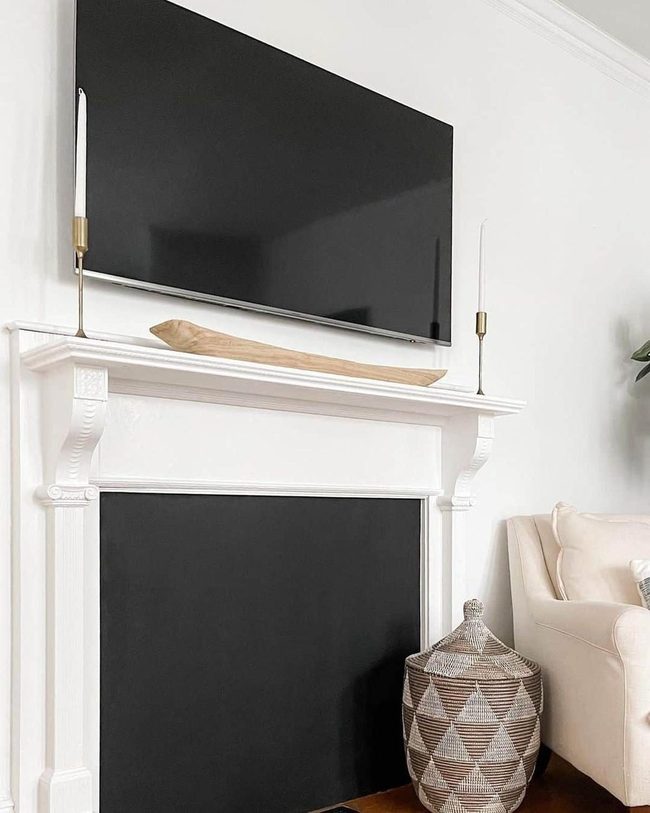 White Walls, Gold Accents, Minimal